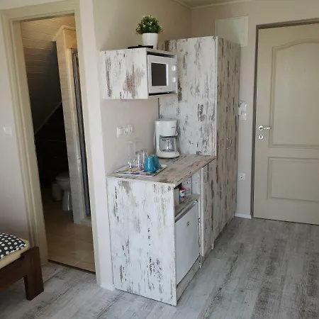 Zorka Apartman Πανσιόν *