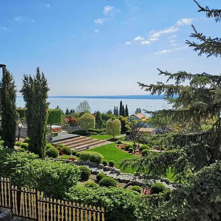 Πανσιόν Zorka Apartman Tihany