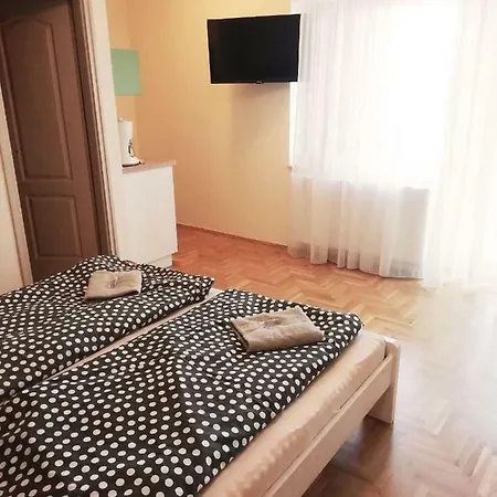 Πανσιόν Zorka Apartman Tihany